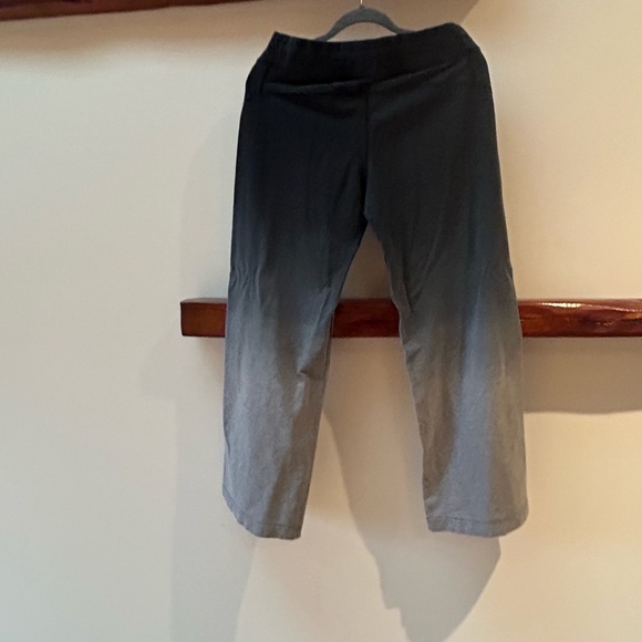 Lululemon casual track pants - Picture 3 of 8